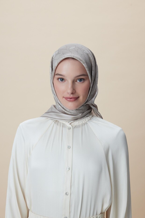 وشاح حرير زيري تيفيل مينك 90 × 90