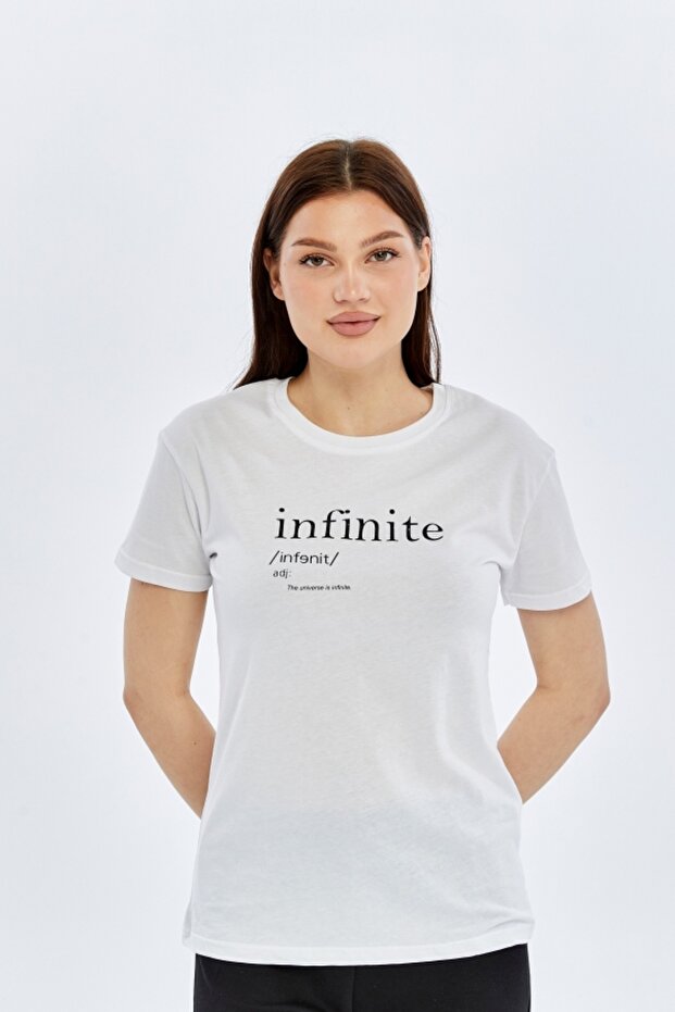 O Neck Relaxed Fit Women's T-Shirt İnfinite White