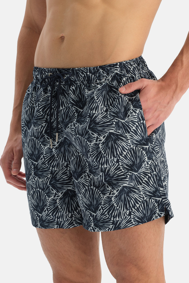 Multicolor Sea Shell Patterned Mid Shorts - 5