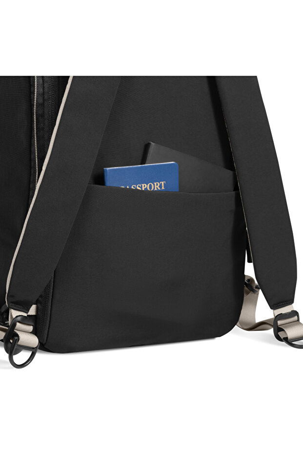Switch | Double-Sided Backpack, 16" Laptop Compatible, 22 L - 7