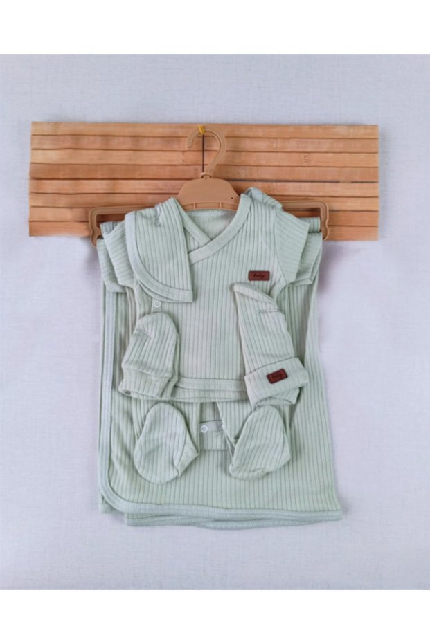 Baby Wings 7-Piece Hospital Discharge Set