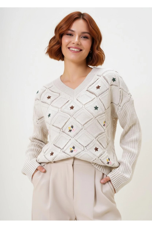 Floral Embroidered V-Neck Knit Sweater