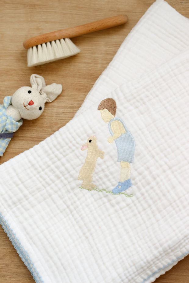 Rabbit and Boy Embroidered Muslin Baby Blanket - 90X90 cm