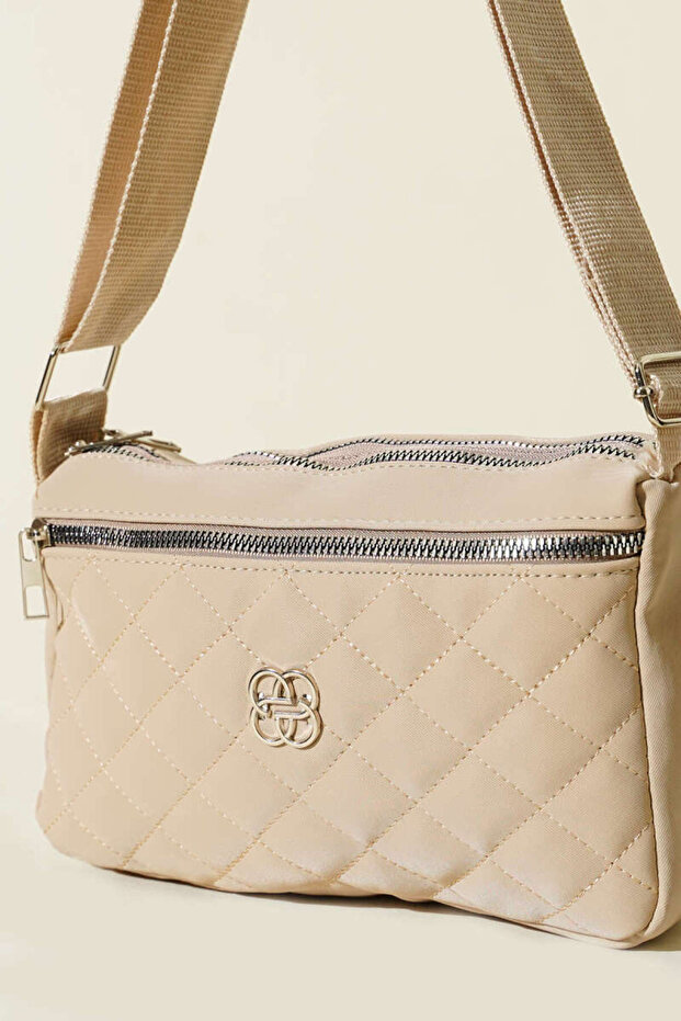 Women's Multi-Compartment Quilted Shoulder Bag