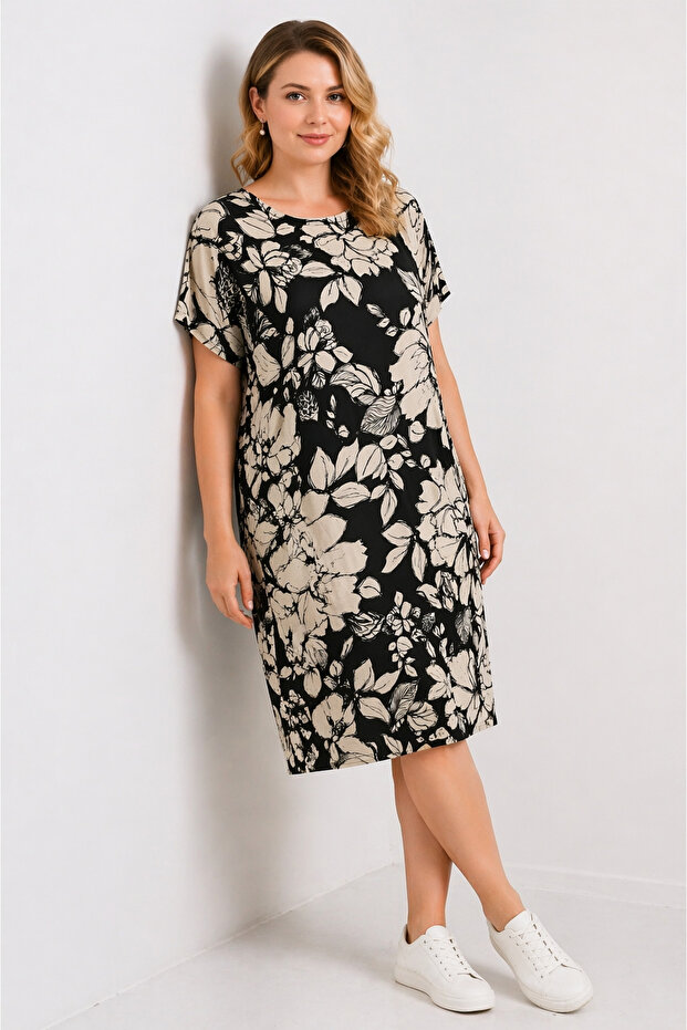 Women's Plus Size Black, Floral Patterned Viscose Dress with Pockets 65N39471