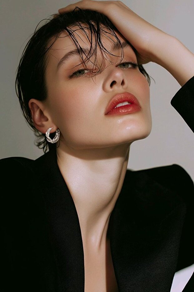 Figured Ring Special Design Earrings