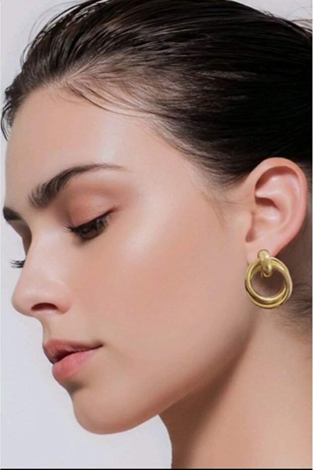 Figured Gold Yellow Color Special Design Earrings