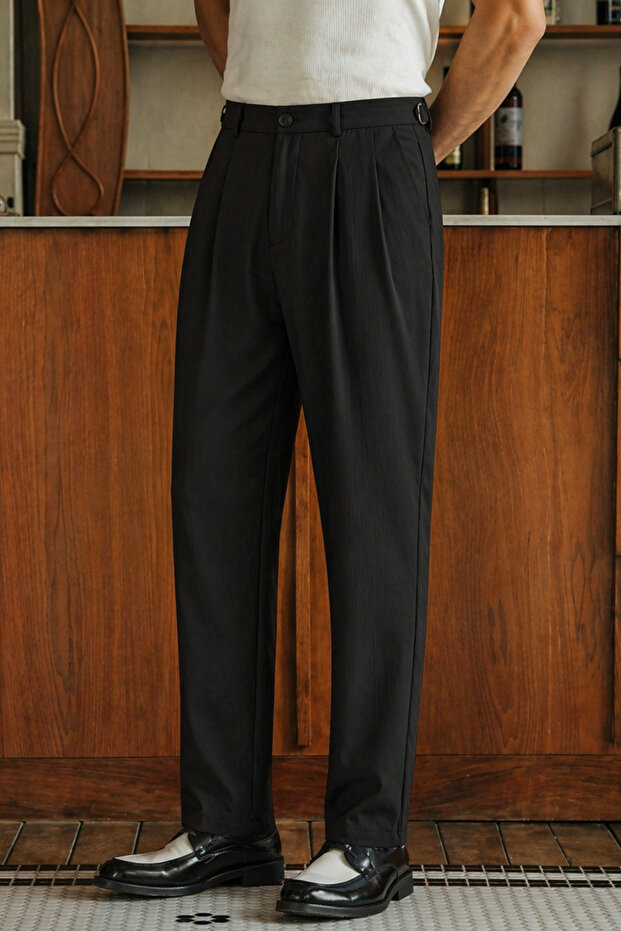 Men's Pleated Old Money Classic Fabric Trousers Comfortable Fit Summer Wear