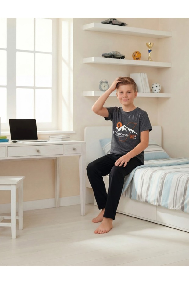 Boy's Printed Detail Short Sleeve Pajama Set