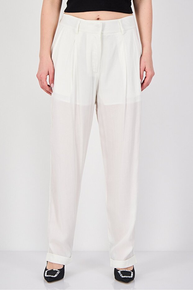 Women Regular Fit Plain Straight Leg Pants, Off White