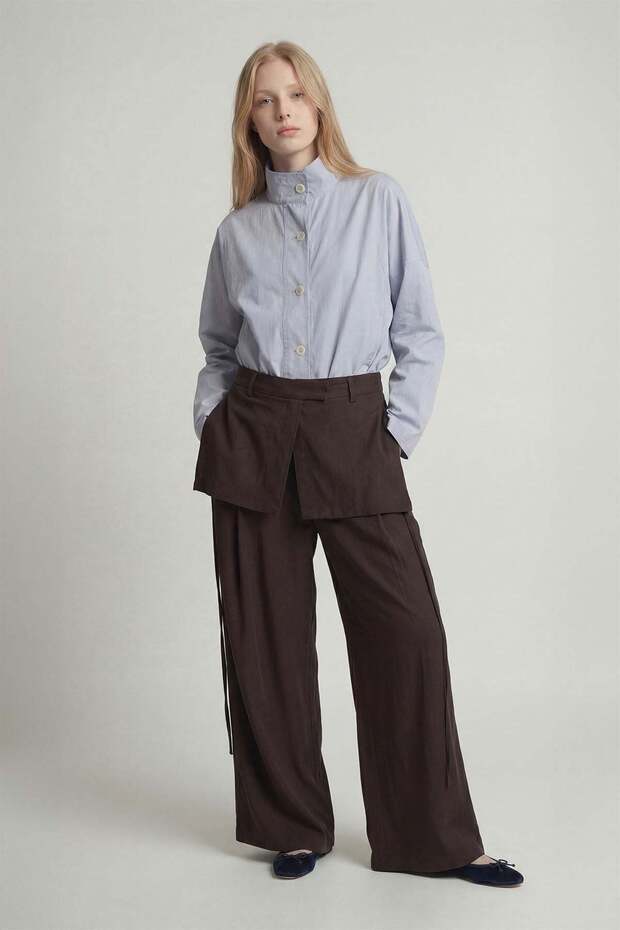 Coffee Skirt-Looking Pants with Accessories