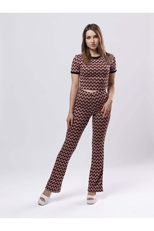 Knitted Crop Top and Pants 2-Piece Set