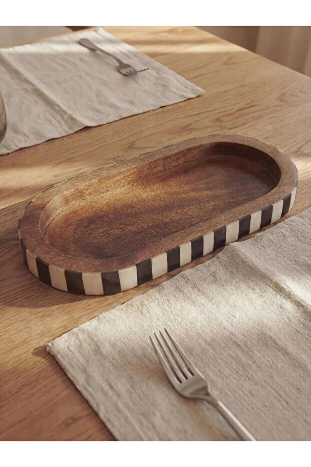 Striped Wooden Presentation Stand (S6)