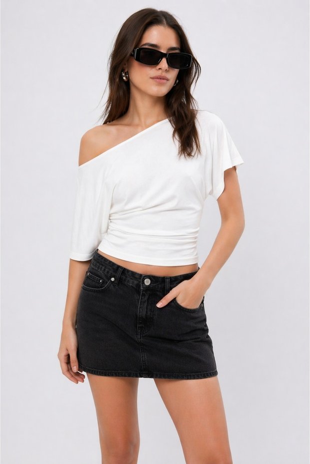 Asymmetrical Waist-Fitted 97% Cotton Bat Sleeve Waist-Fitted Blouse T-Shirt