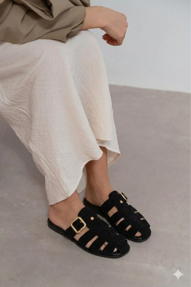 Honey Black Suede Buckle Detailed Flat Sole Women's Slippers