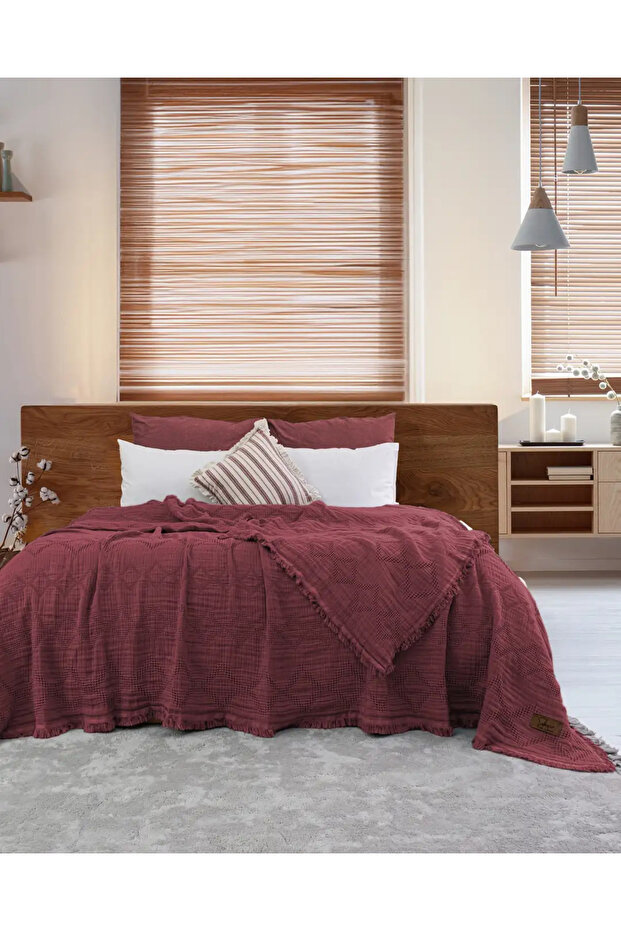 Oscar Muslin Bedspread, 100% Cotton Muslin Blanket, Jacquard Woven, Boho Bedspread with Tassels