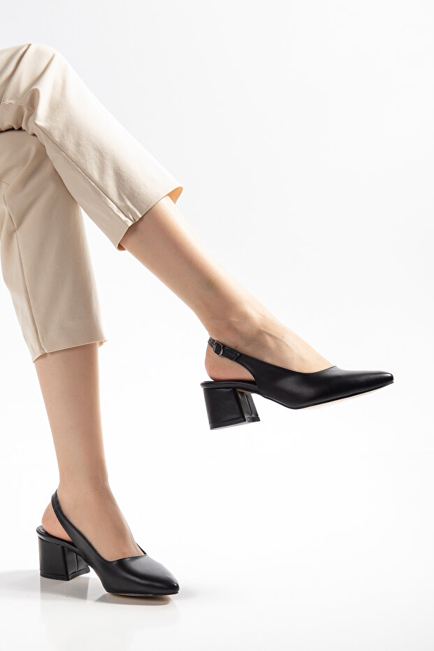 Women's Thick-Heeled Shoes A-15