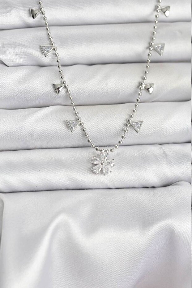 Brass Silver Color Zircon Stone Flower Model Women's Necklace