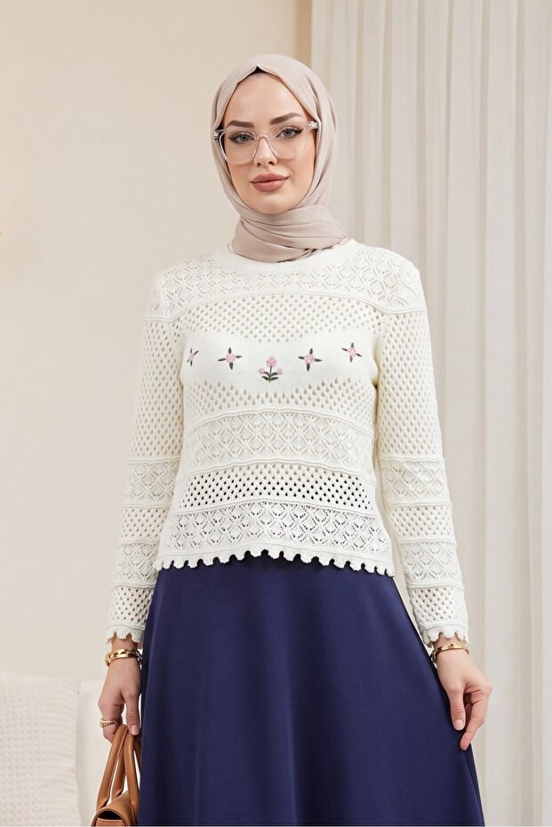 Floral Embroidered Openwork Patterned Knitwear Sweater -White