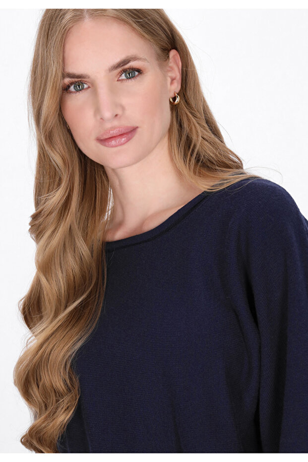 Sweater - 5