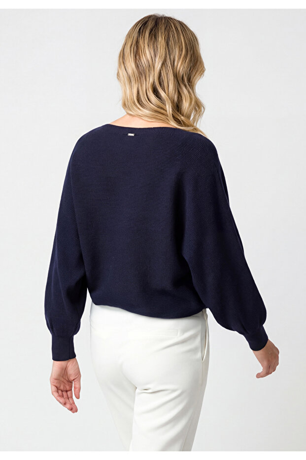 Sweater - 3