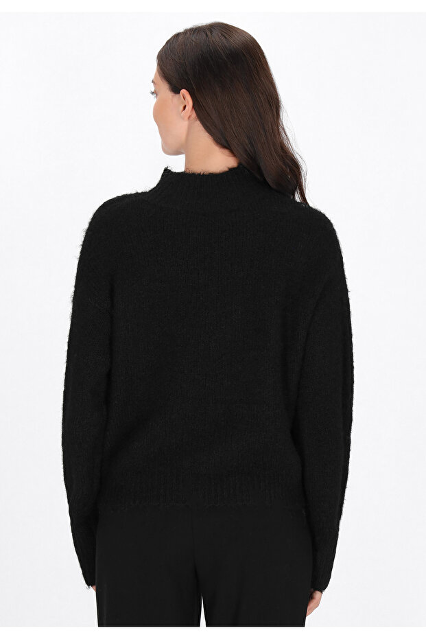 Sweater - 4