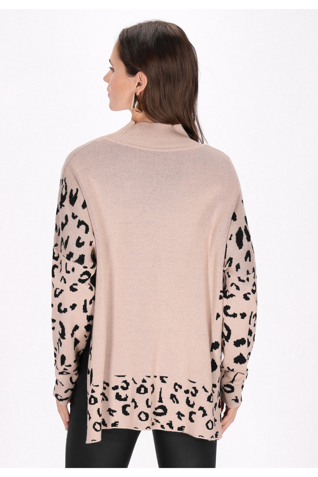 Sweater - 4