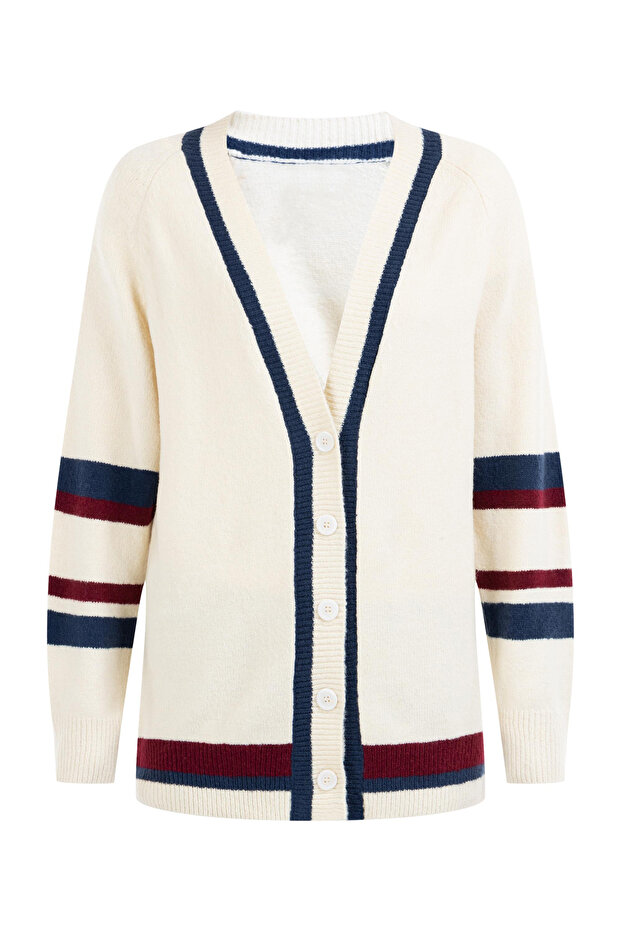 Strickjacke mit Knöpfen - 2