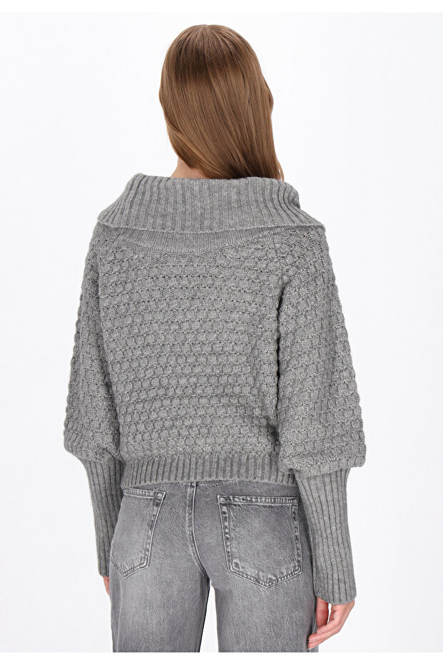 Sweater - 4