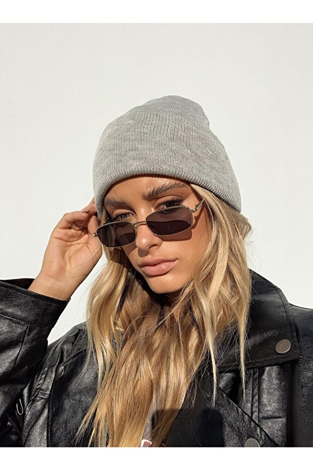 بيريه أساسي للجنسين باللون الرمادي - 3