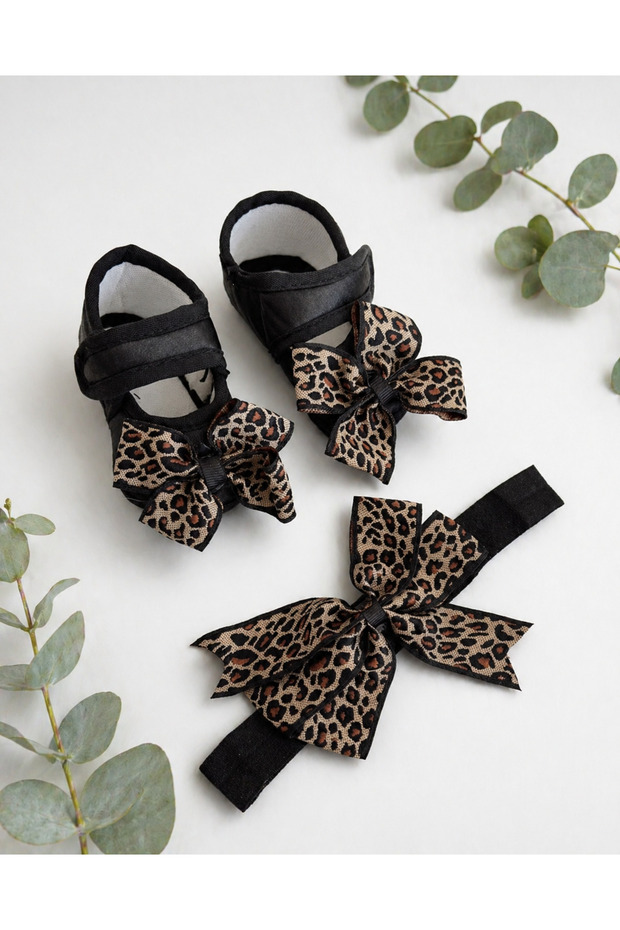 0-3 Months Baby Bandana Booties Set