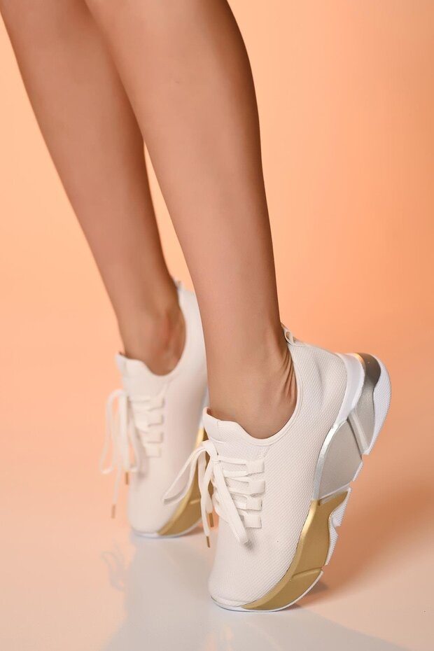 Women's White Sports Sneaker 4.5cm Byndrsl400