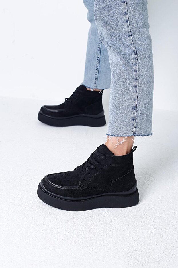 Women's Black Lace-Up Ultra Light Leather Stitching Detailed Suede Boots 3cm Byndk 157161