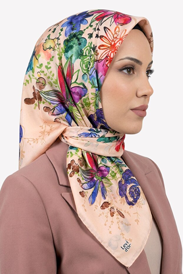 Women's Ivory Floral Patterned Crystal Scarf