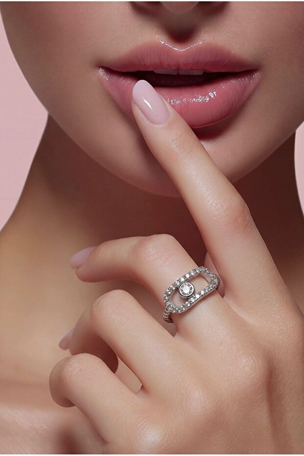 Patterned Adjustable Row Zircon Stone Ring