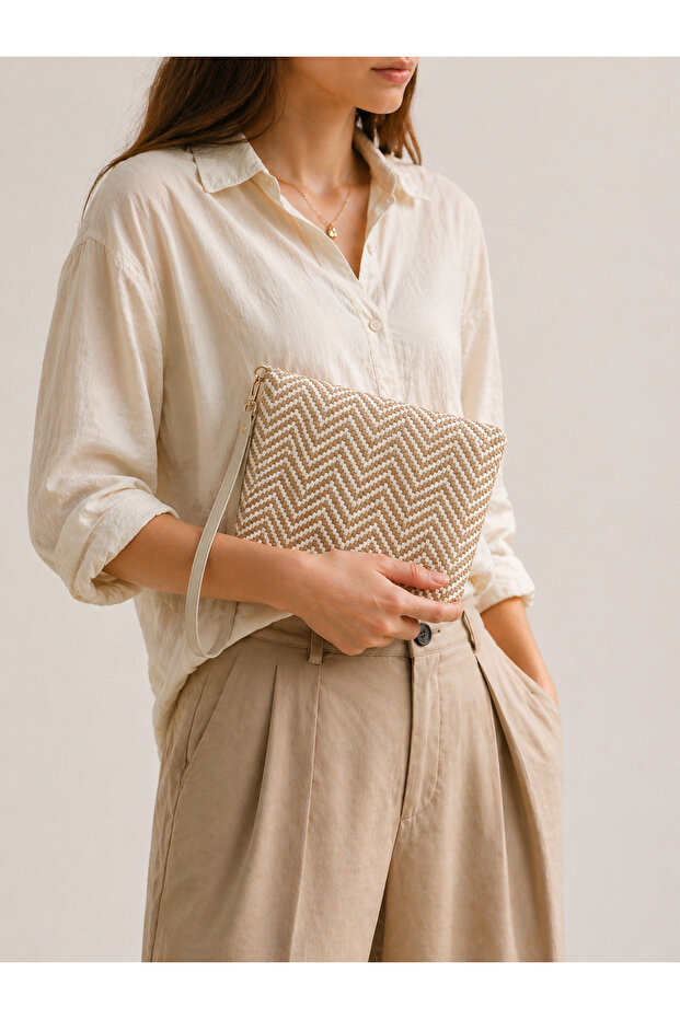 Nude Women's Clutch Bag – Modern Textured Design, Stylish & Everyday Use