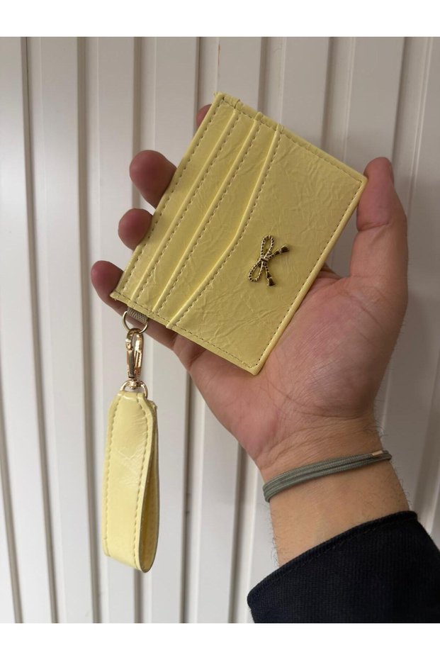 Women's Stylish Card Holder with Bow Detail, Convenient Holder with Money Compartment in the Middle and 6 Card Holder Compartments (Length 8 cm Width 10 cm)