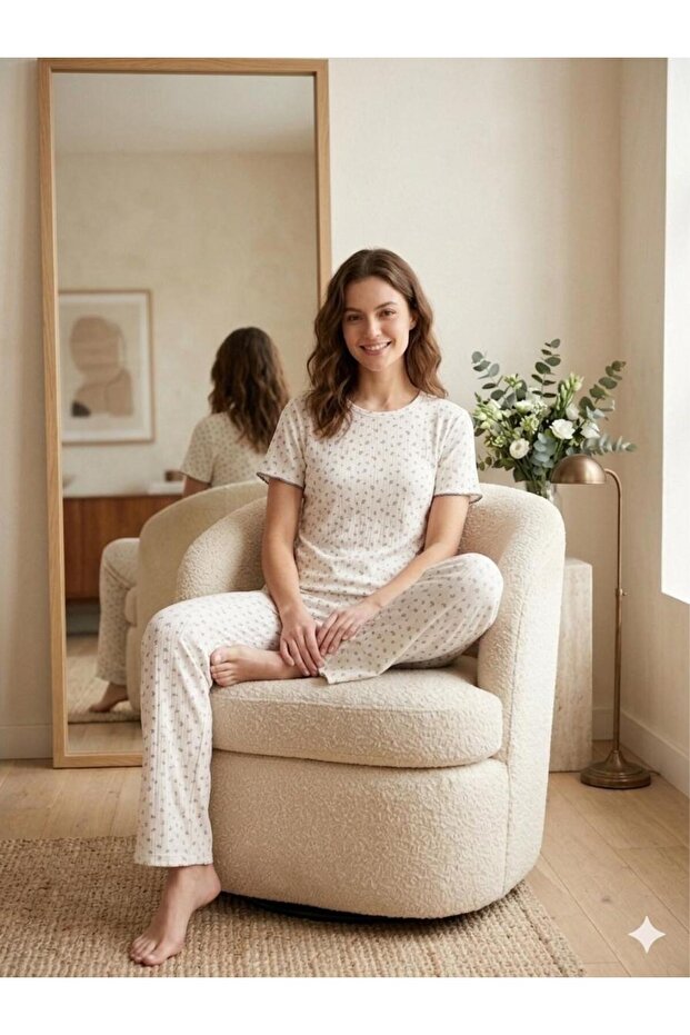 Summer Knitted Patterned Women's Short Sleeve Pajama Set