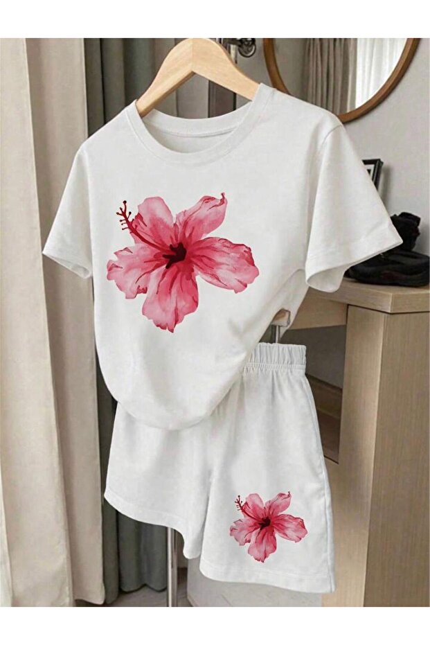 Girls' White Lotus Flower Printed Shorts Set
