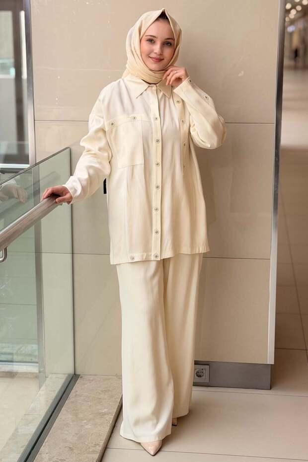 Single Sleeve Floral Accessory Pantsuit