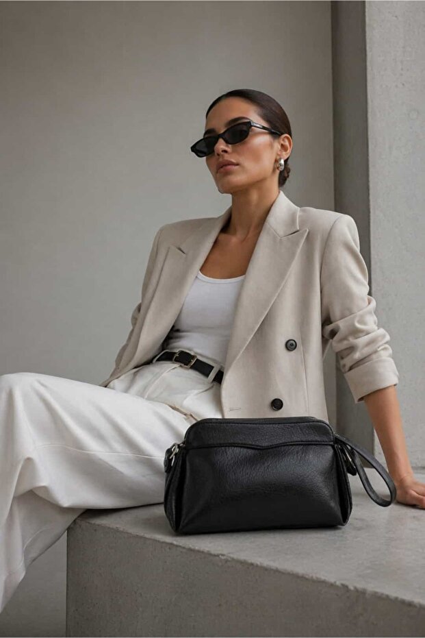 Calista Cross-Use Black Shoulder and Hand Bag