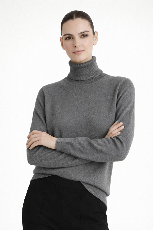Anthracite Women's Turtleneck Sweater