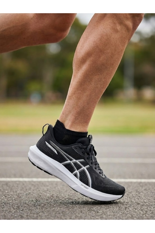 Gt-1000 14 Men's Running Shoes 1011C077-002 Black