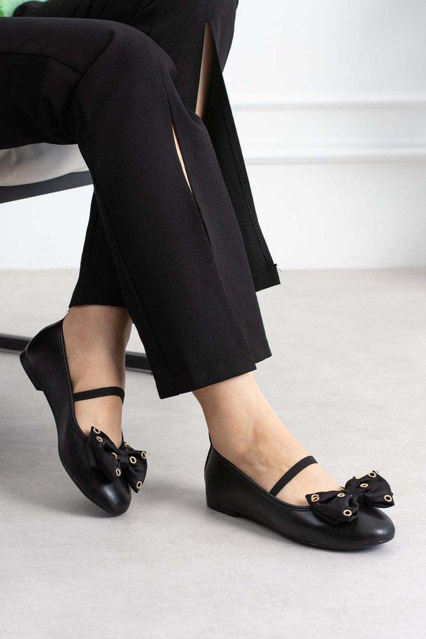 Lowsi Women's Ballerinas with Front Straps and Bow, Black Leather