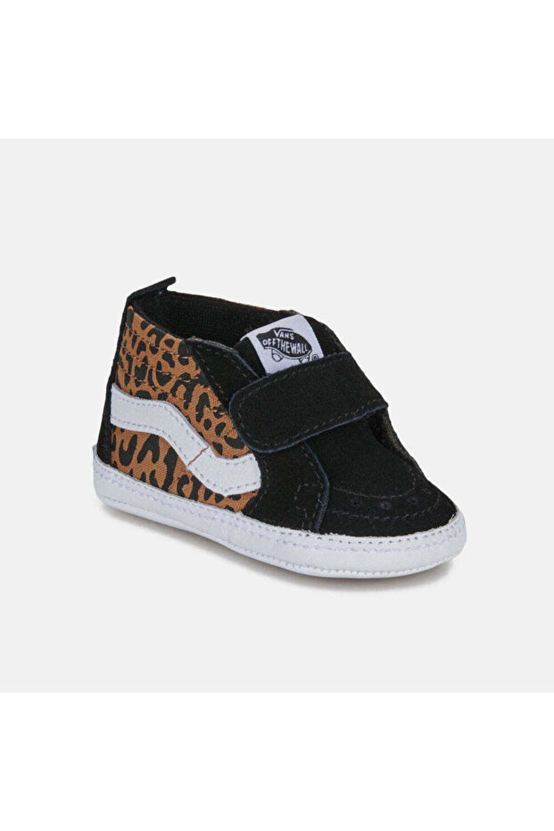 Sk8-Hi Crib