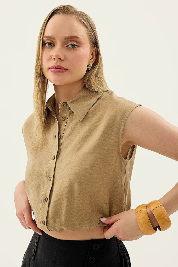 Elastic Waist, Buttoned Front, Zero Sleeve Blouse - 2