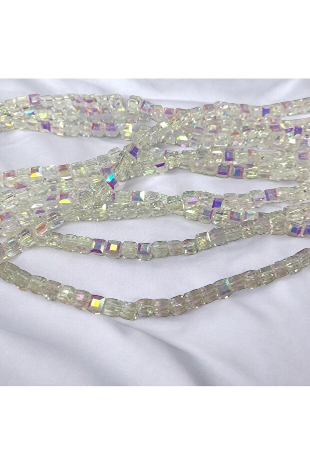 100Pcs 4 mm Crystal Glass Cube Beads Jewelry Making Supplies