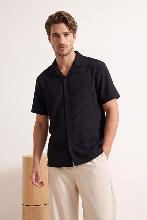 Siyah Oversize Erkek Gömlek TMNSS26GO00021 - 2