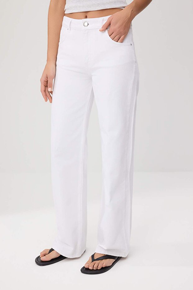 Beyaz DÖKÜMLÜ Normal Bel %100 Pamuk Uzun Boy Wide Leg Jeans TWOSS26JE00135 - 3