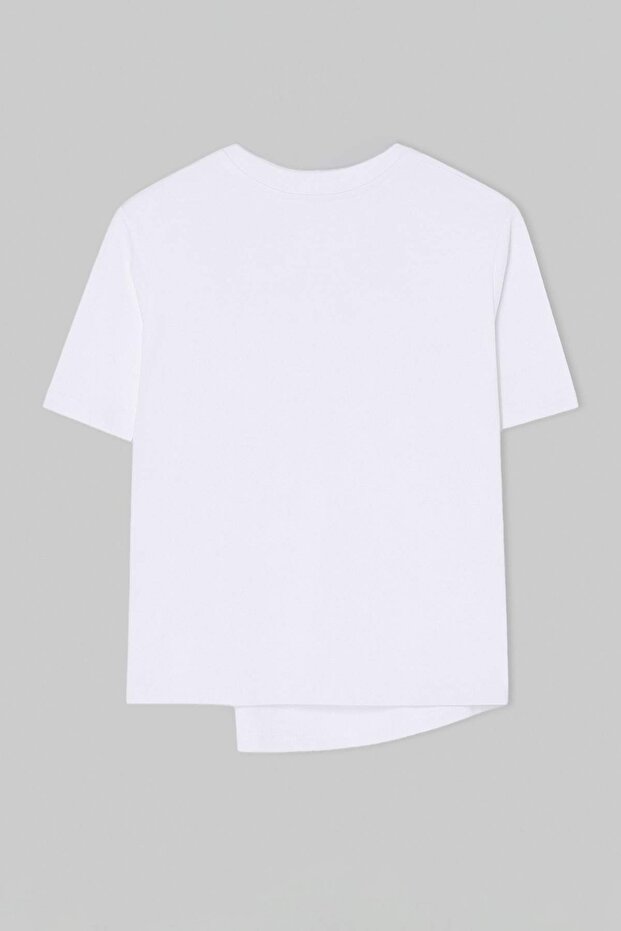 Trendyolmilla  Beyaz Yanı Fular Aksesuarlı Asimetrik T-Shirt TDRSS26TS00024 - Görsel 3